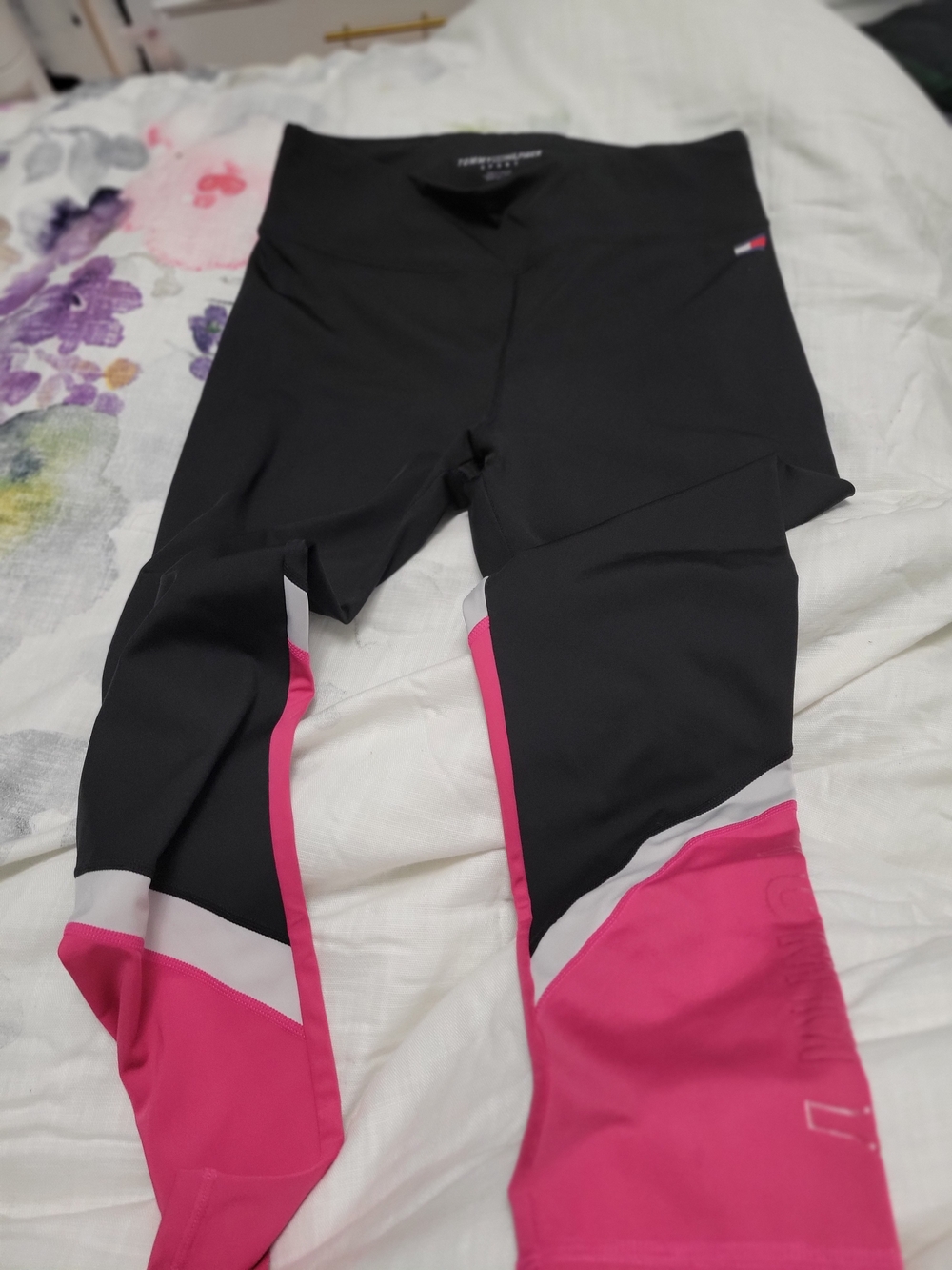 Tommy Hilfiger Black, Pink & White Athletic Leggings